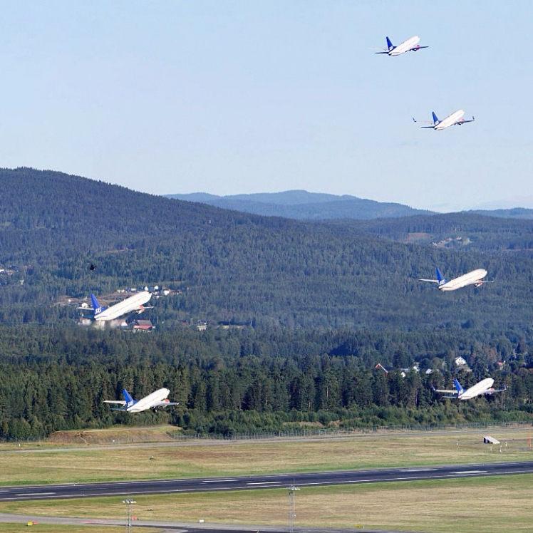OSL Oslo Lufthavn planespotting - frame grab. Foto: Eirik Helland Urke